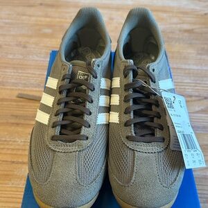 Adidas Original Olive Sneakers with White Stripes
